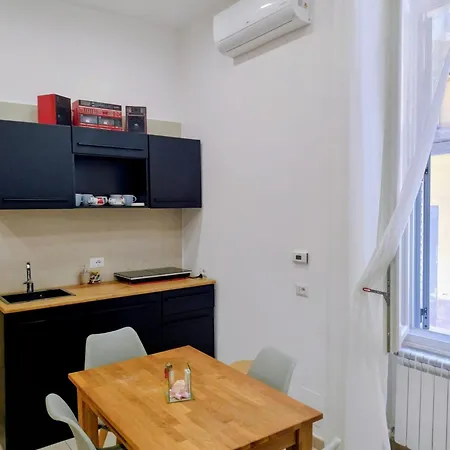 Chiaja Corner Bed and breakfast 4*
